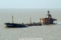 Tankerwrack in Khor Abd Allah-IRQ HK-141211-1.jpg